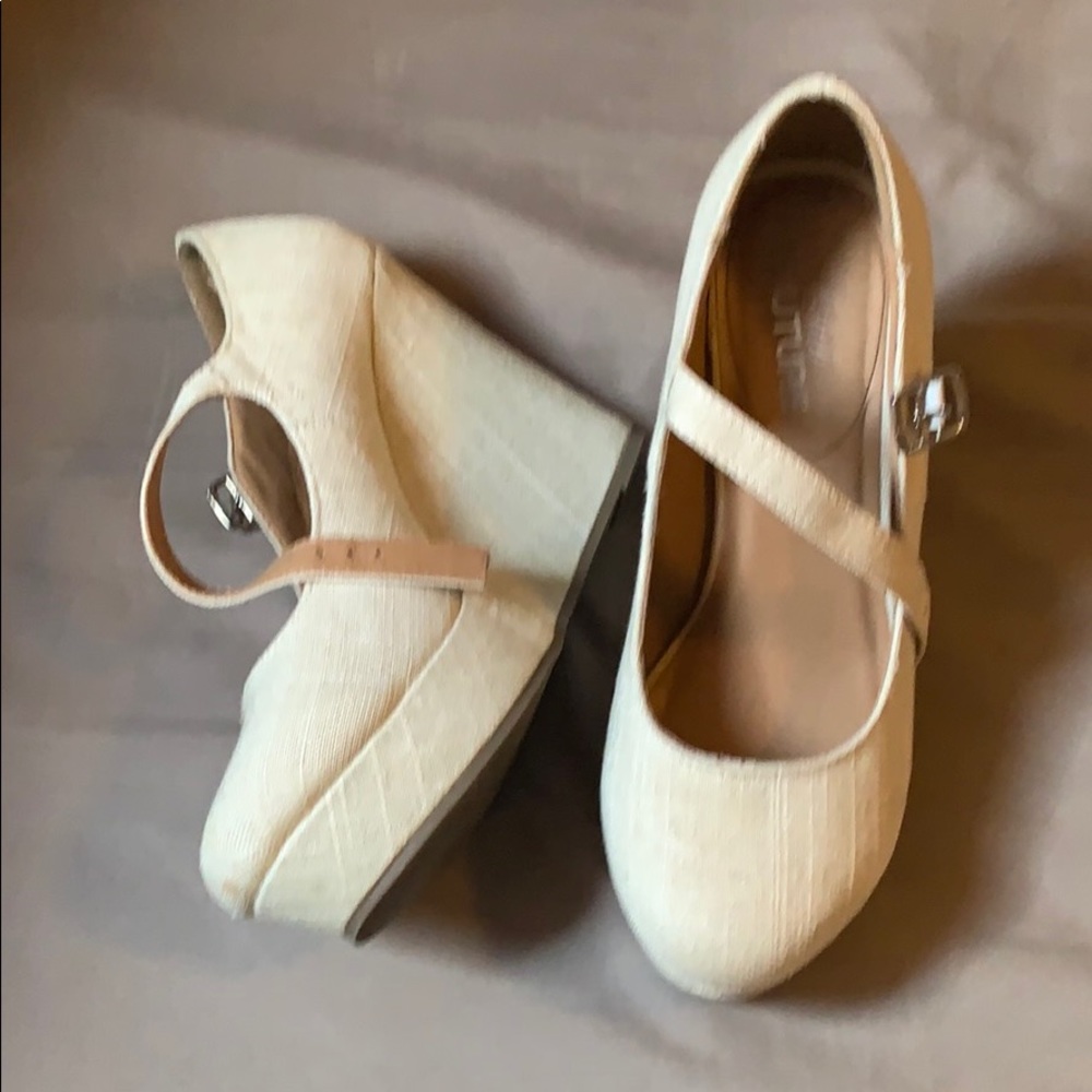 Wedges - Picture 2 of 3